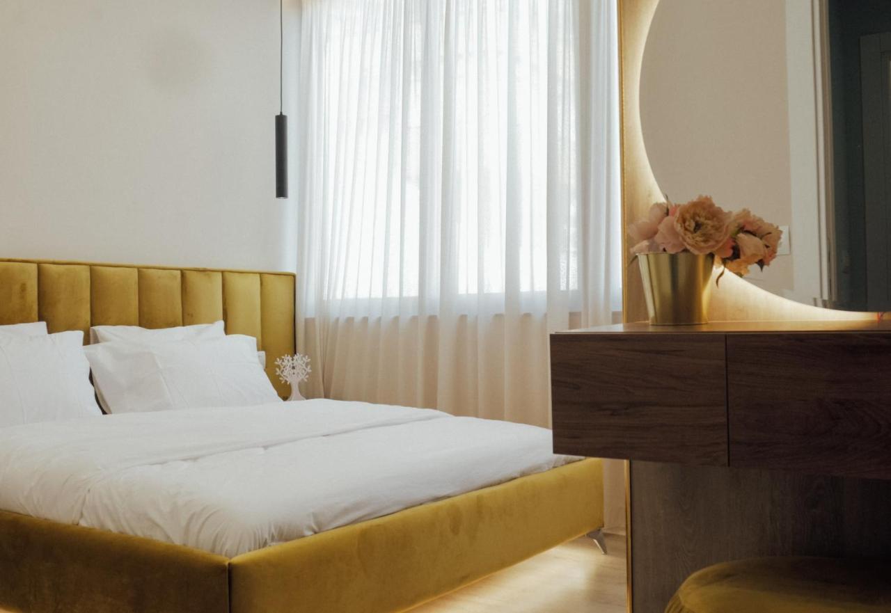 Newly Renovated Apartment Tiranë Ngoại thất bức ảnh