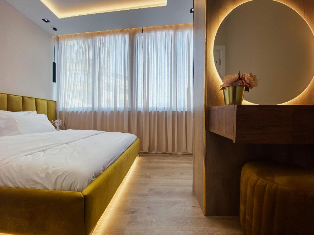 Newly Renovated Apartment Tiranë Ngoại thất bức ảnh