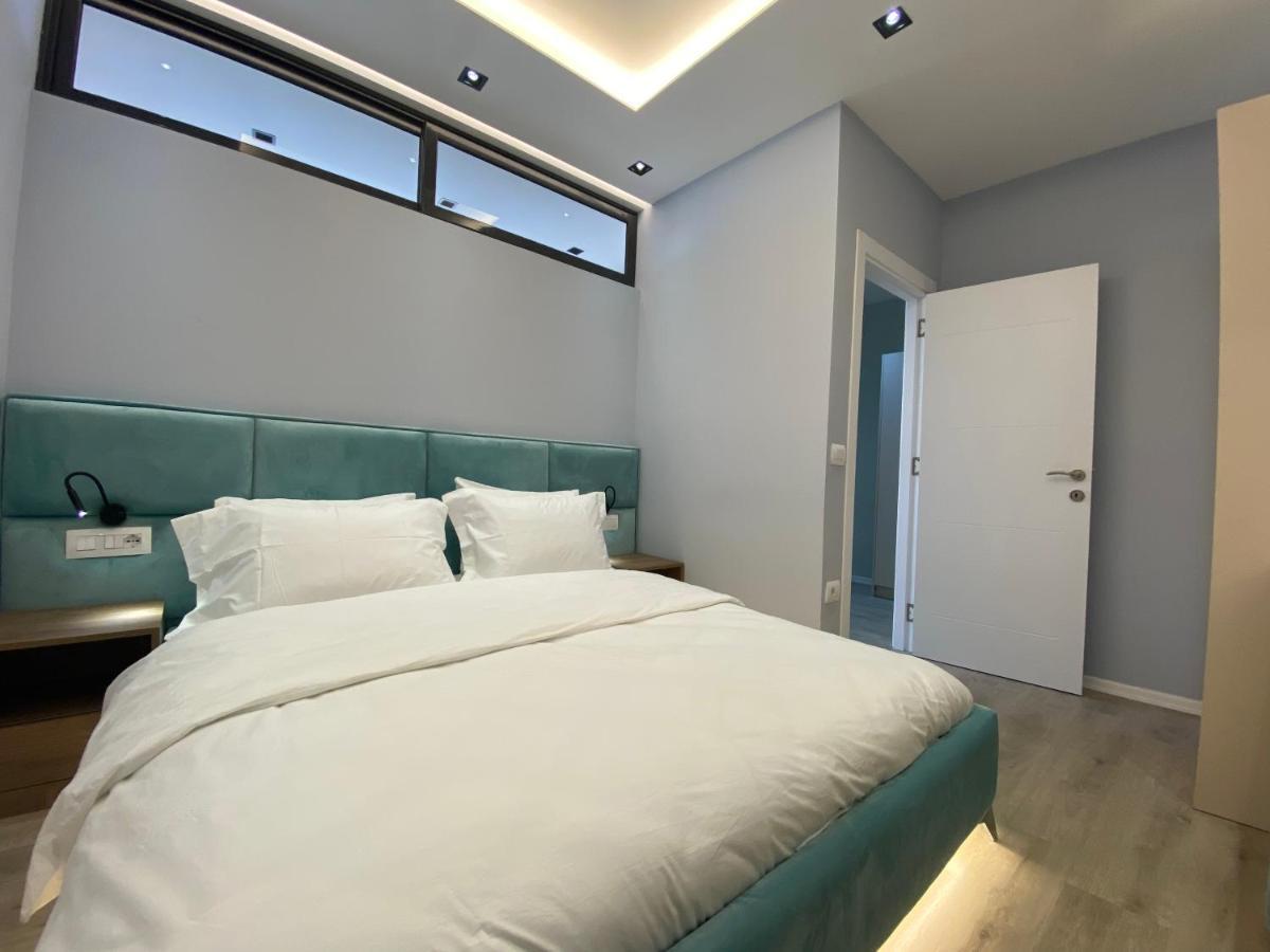 Newly Renovated Apartment Tiranë Ngoại thất bức ảnh